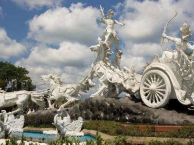 Ghatotkacha-statue-in-Bali-700x376